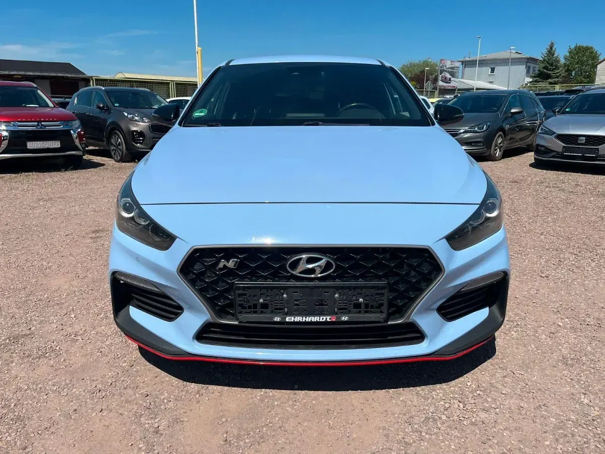 Gebraucht Hyundai i30 250 PS (183 kW) 2019 Blau Limousine