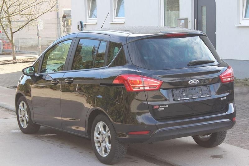 Gebraucht Ford B-MAX SYNC Edition 101 PS (74 kW) 2016 Schwarz Van / Kleinbus
