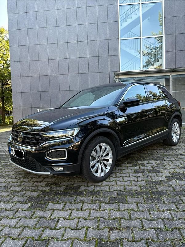Schwarz Gebraucht 2021 VW T-Roc SUV | 23.000 € (Fairer Preis) - Bild 1/4
