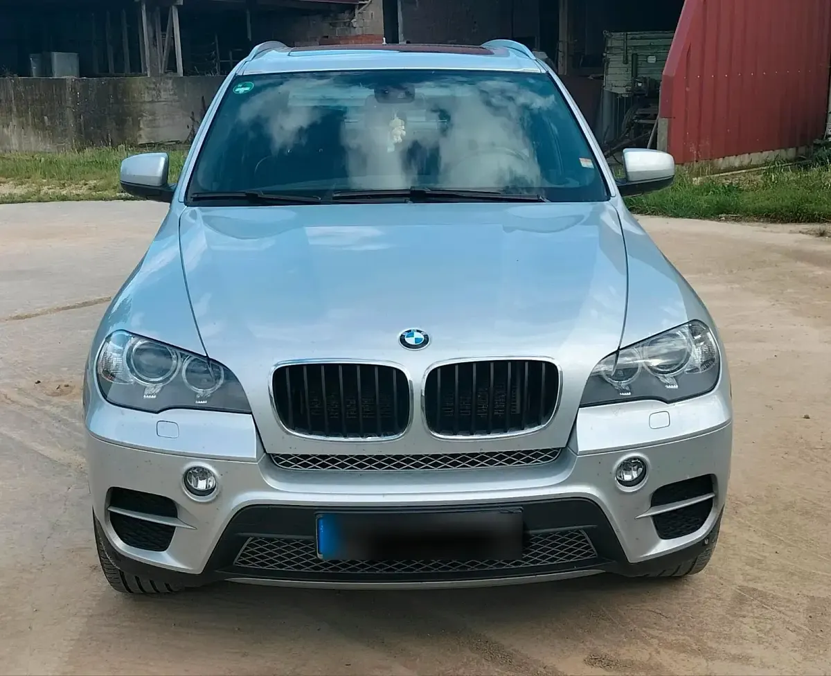 Gebraucht BMW X5 250 PS (183 kW) 2013 Silber SUV