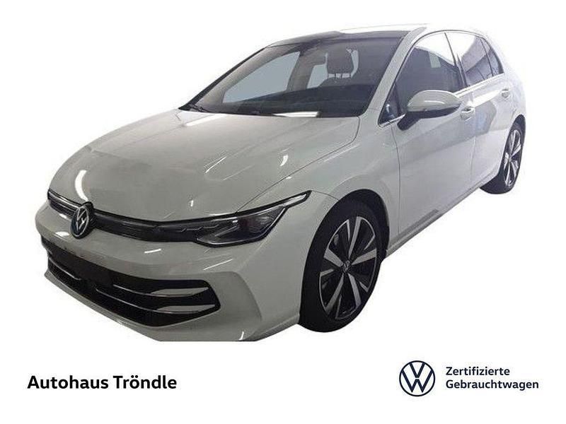 Weiß Gebraucht 2022 VW Golf VIII Style Limousine | 24.980 € (Superpreis) - Bild 1/3