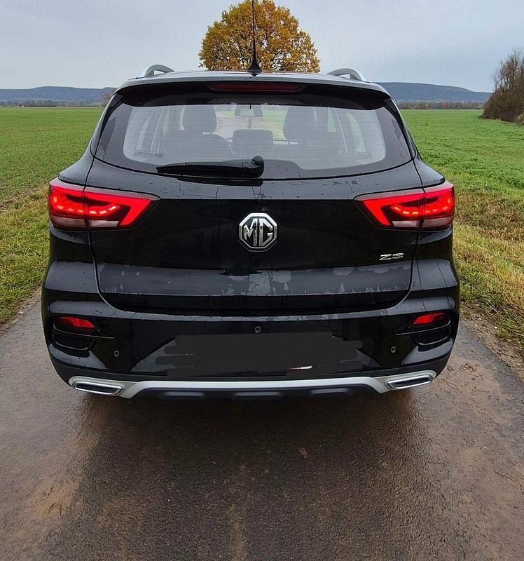 Schwarz Gebraucht 2023 MG ZS Luxury SUV | 16.400 € (Guter Preis) - Bild 1/4