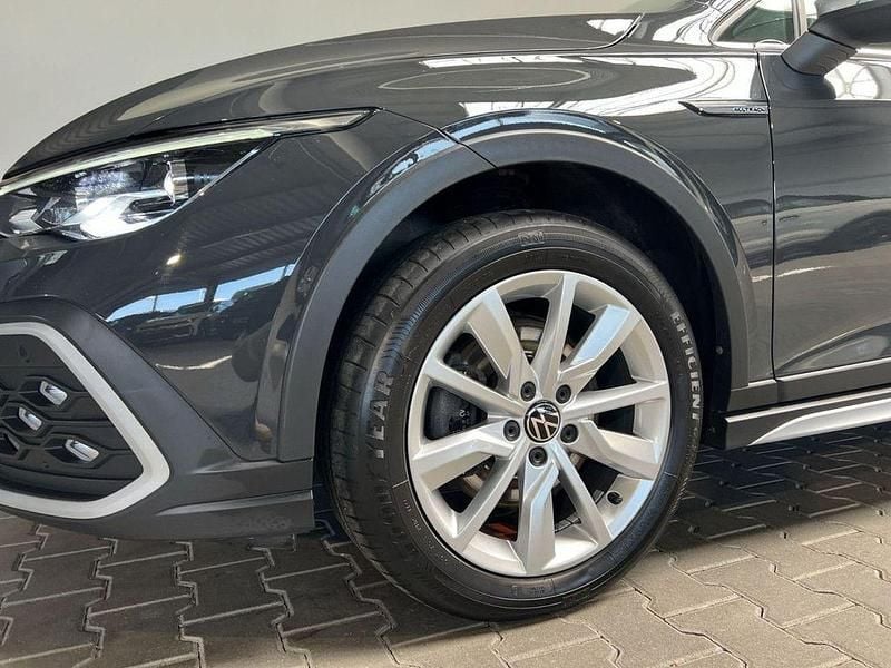 Gebraucht VW Golf Alltrack 200 PS (147 kW) 2022 Uranograu Kombi