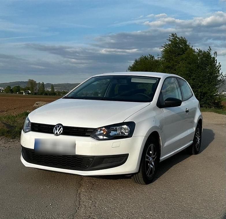 Second-hand VW Polo 60 CP (44 kW) 2011 Alb Hatchback