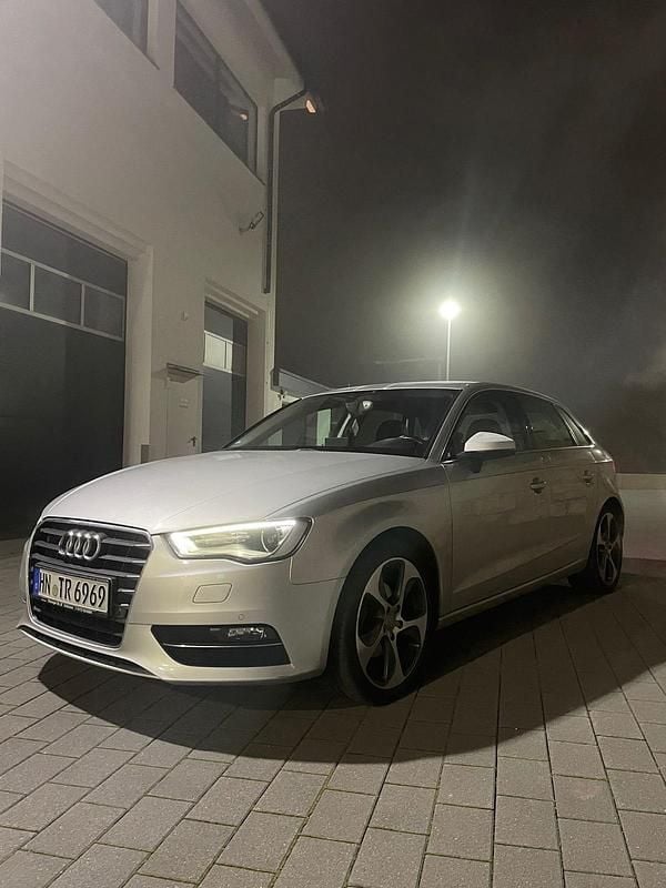Gebraucht Audi A3 Design 125 PS (91 kW) 2013 Silber Limousine