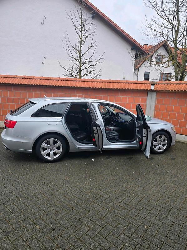 Gebraucht Audi A6 Comfort 204 PS (150 kW) 2012 Silber Kombi
