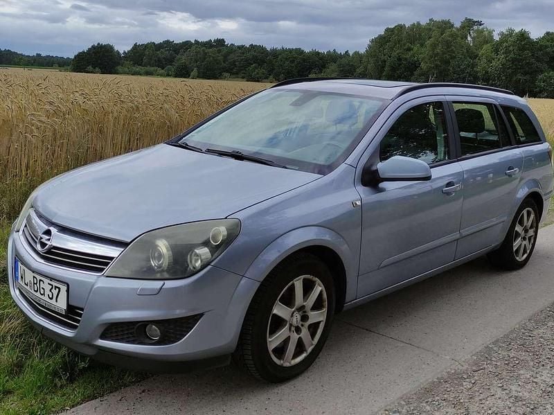 Silber Gebraucht 2007 Opel Astra Edition Kombi | 1.110 € (Guter Preis) - Bild 1/4