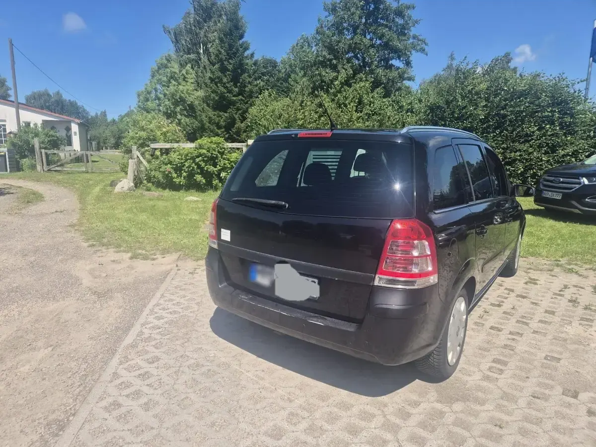 Gebraucht Opel Zafira 125 PS (91 kW) 2009 Schwarz Van / Kleinbus