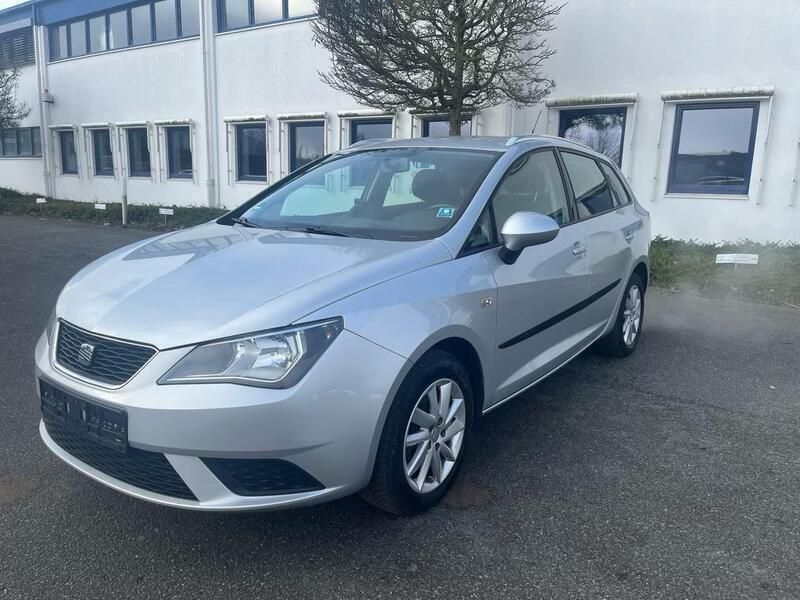 Silber Gebraucht 2013 Seat Ibiza ST Kombi | 3.890 € (Guter Preis) - Bild 1/4
