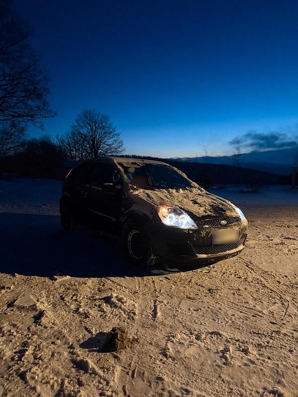 Gebraucht Ford Fiesta 61 PS (44 kW) 2006 Blau Kleinwagen