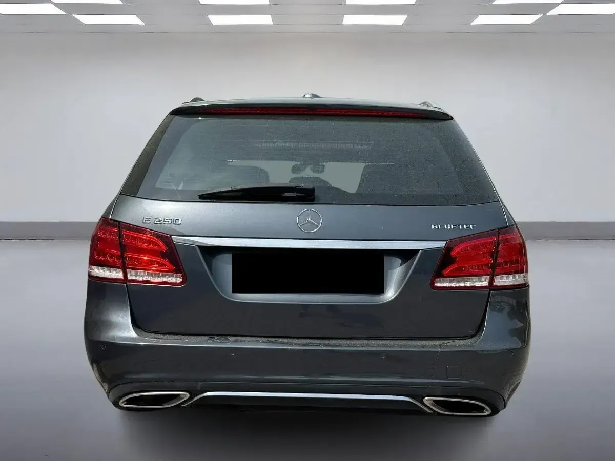 Usata Mercedes E250 204 CV (150 kW) 2016 Grigio Station wagon