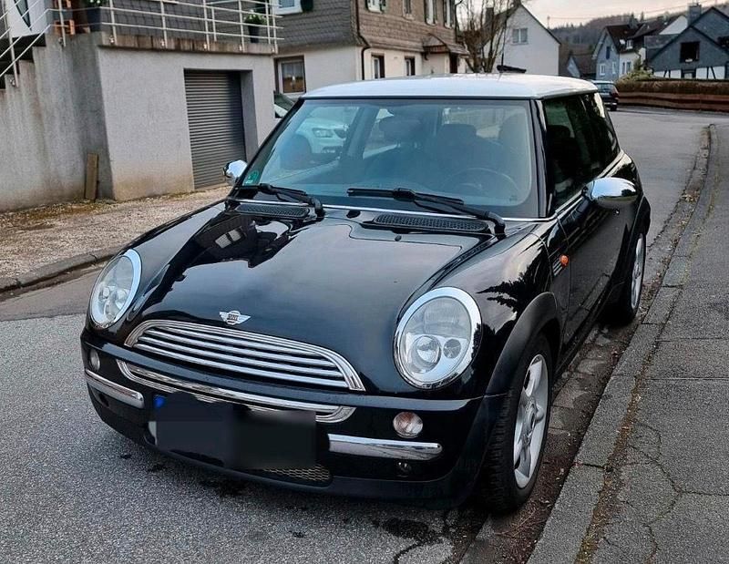 Usata Mini Cooper 116 CV (85 kW) 2004 Nero Utilitaria
