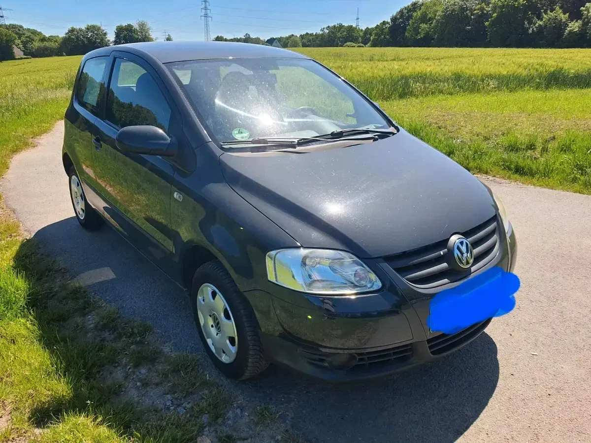 Gebraucht VW Fox 54 PS (39 kW) 2007 Grau Kleinwagen