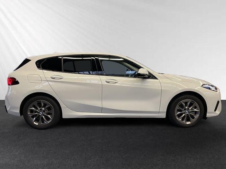 Usado BMW 118 Efficient Dynamics 150 CV (110 kW) 2025 Blanco Utilitario