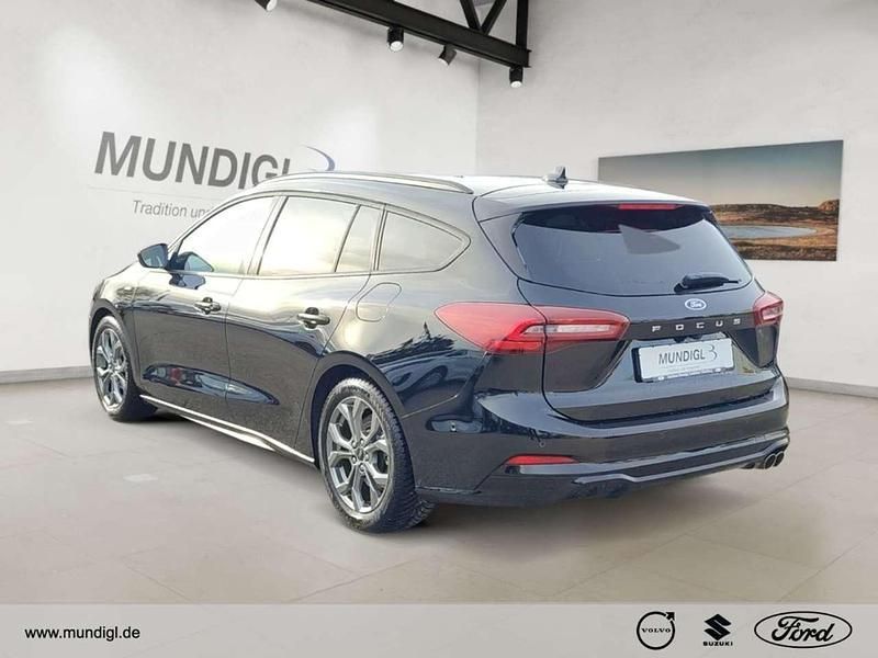 Gebraucht Ford Focus ST-Line X 116 PS (85 kW) 2024 Schwarz Kombi