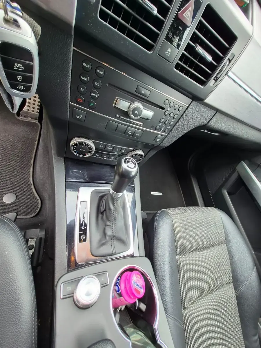 Gebraucht Mercedes GLK250 211 PS (155 kW) 2011 Schwarz SUV