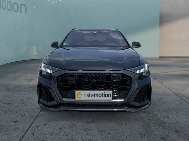 Używany Audi RS Q8 600 KM (441 kW) 2024 Czarny SUV