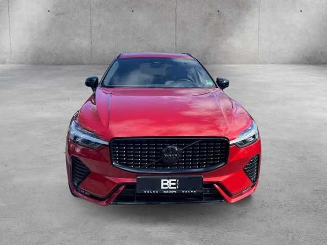 Gebraucht Volvo XC60 Plus 197 PS (144 kW) 2023 Rot SUV