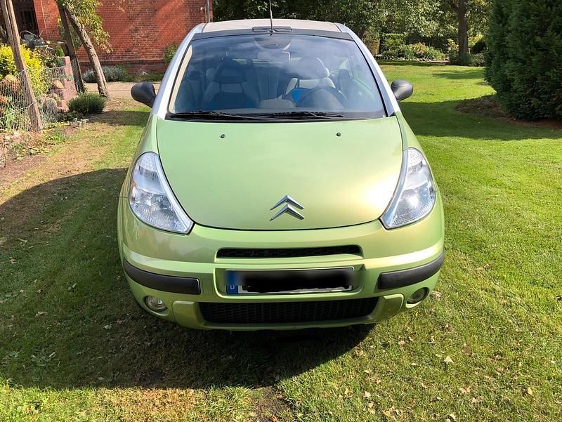 Grün Gebraucht 2003 Citroën C3 Pluriel Cabrio | 1.450 € (Fairer Preis) - Bild 1/4