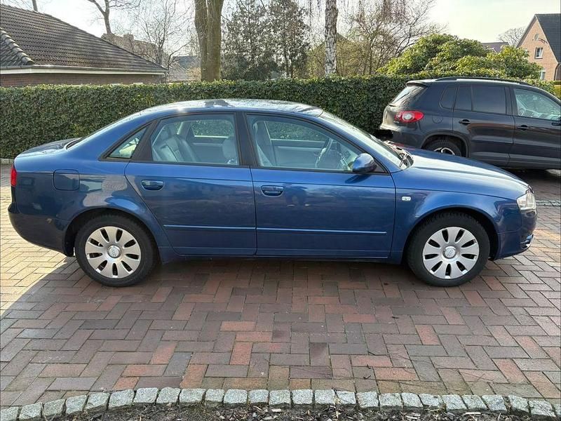 Gebraucht Audi A4 Sport 131 PS (96 kW) 2005 Blau Limousine