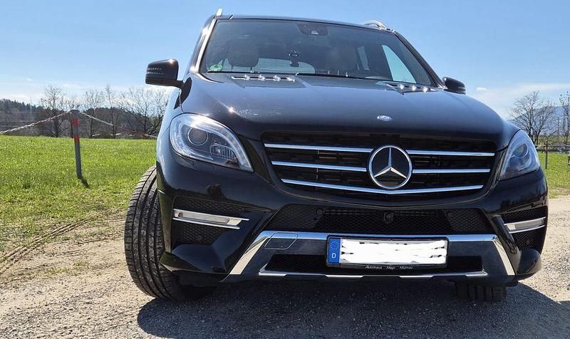 Gebraucht Mercedes ML350 258 PS (189 kW) 2014 Schwarz SUV