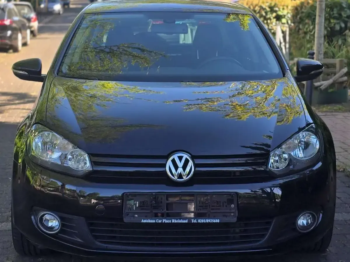 Gebraucht VW Golf VII Match 140 PS (102 kW) 2012 Deep black perleffekt Kleinwagen