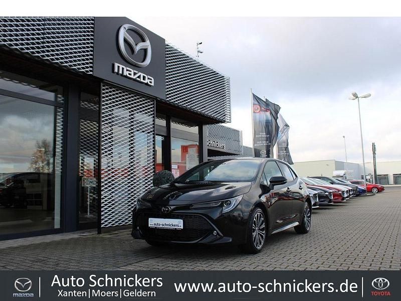 Gebraucht Toyota Corolla Hybrid Team 122 PS (89 kW) 2023 Schwarz Limousine