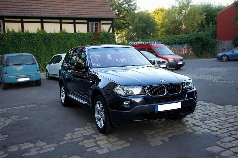 Blau Gebraucht 2008 BMW X3 SUV | 5.699 € (Fairer Preis) - Bild 1/4