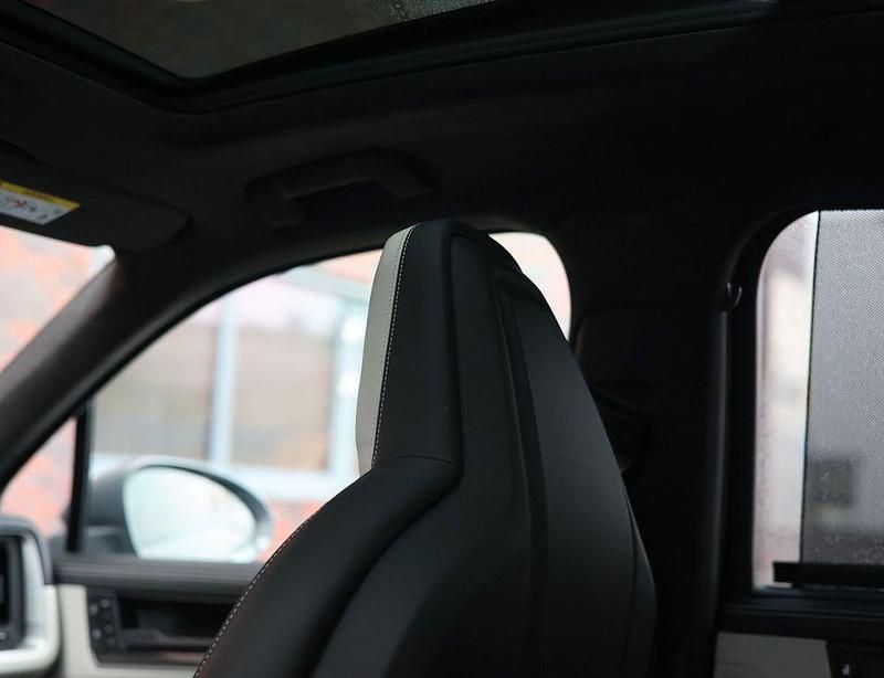 Gebraucht Porsche Cayenne 470 PS (345 kW) 2025 Grau SUV