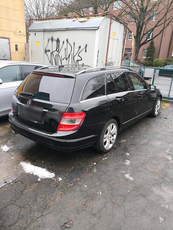 Gebraucht Mercedes C200 184 PS (135 kW) 2009 Schwarz Kombi