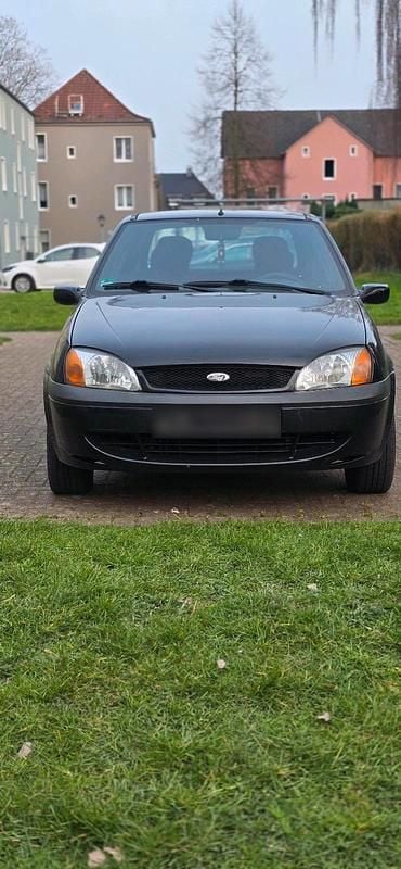 Gebraucht Ford Fiesta 75 PS (55 kW) 2001 Schwarz Kleinwagen