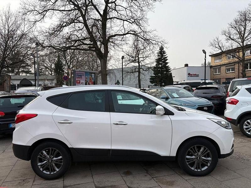 Gebraucht Hyundai ix35 Style 166 PS (122 kW) 2014 Weiß SUV