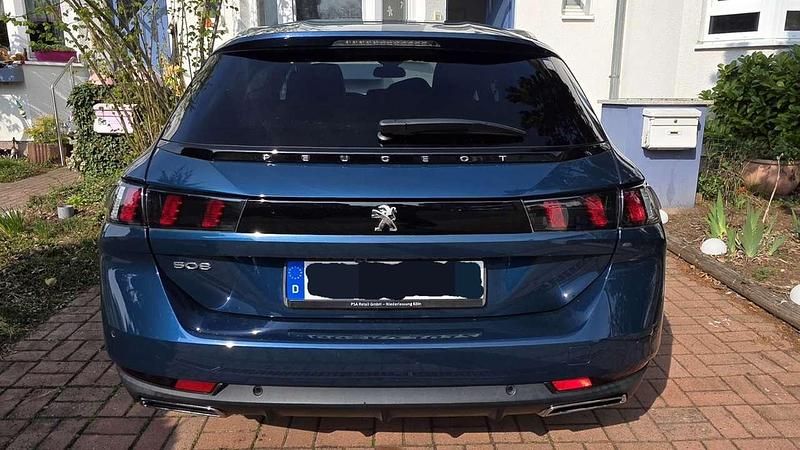 Gebraucht Peugeot 508 SW Allure 131 PS (96 kW) 2021 Blau Kombi