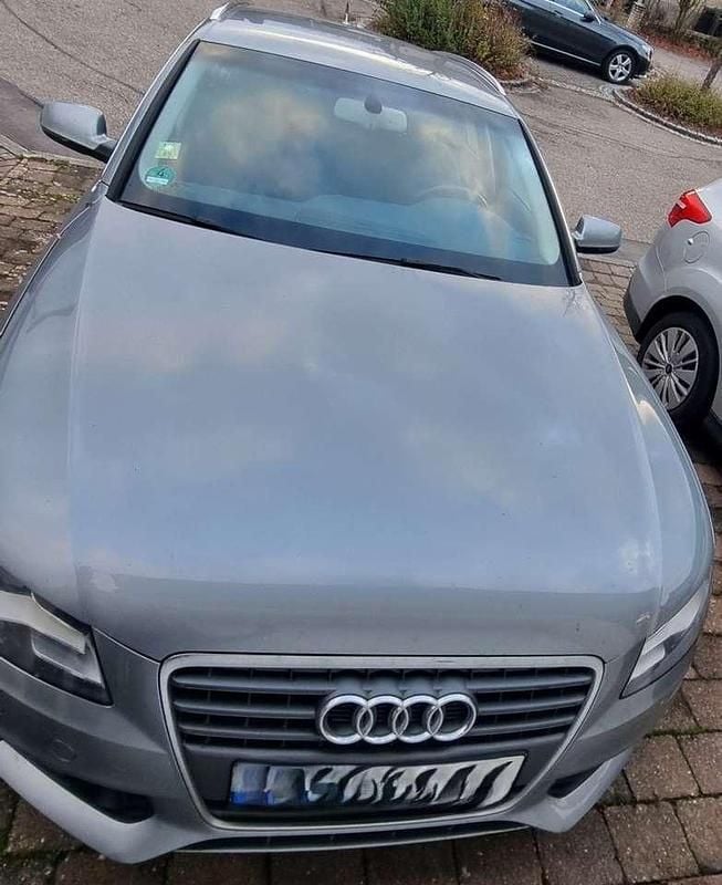 Gebraucht Audi A4 Attraction 143 PS (105 kW) 2010 Grau Kombi