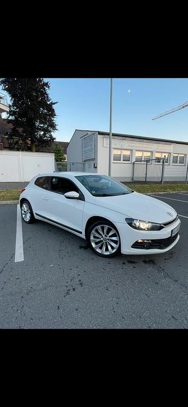 Weiß Gebraucht 2010 VW Scirocco Sport Coupé | 7.800 € (Fairer Preis) - Bild 1/4