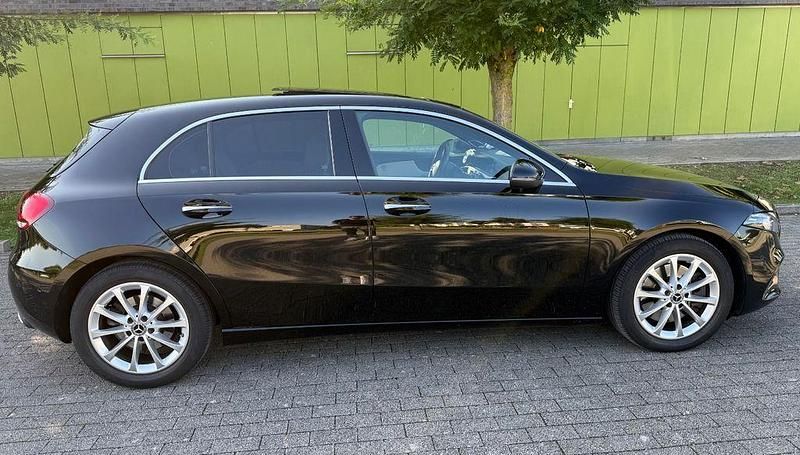 Gebraucht Mercedes A250 224 PS (164 kW) 2020 Schwarz Limousine