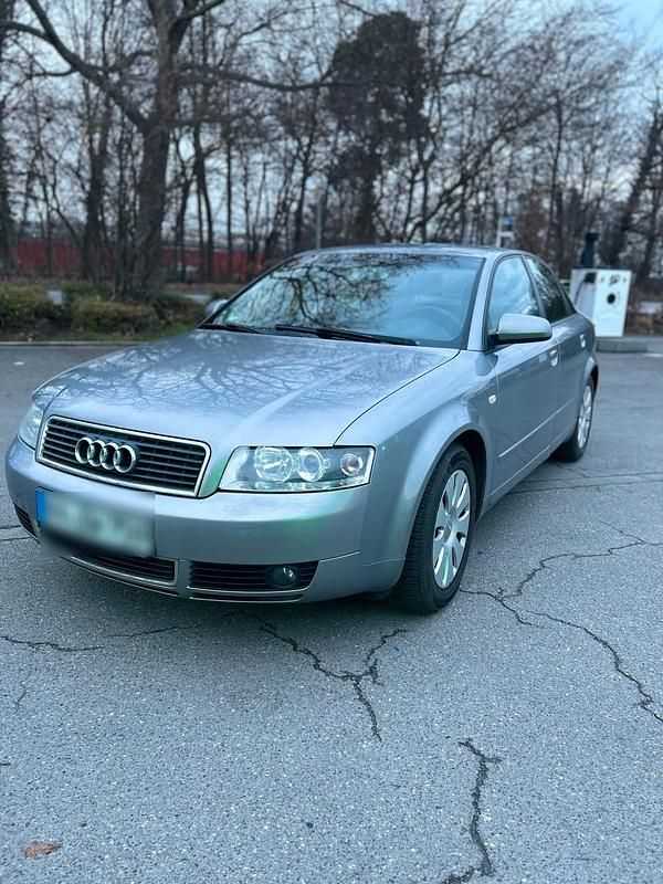 Gebraucht Audi A4 102 PS (75 kW) 2004 Grau Limousine