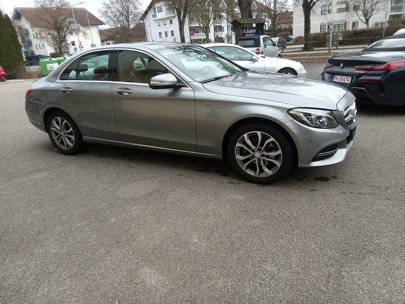 Gebraucht Mercedes C180 156 PS (114 kW) 2014 Grau Limousine
