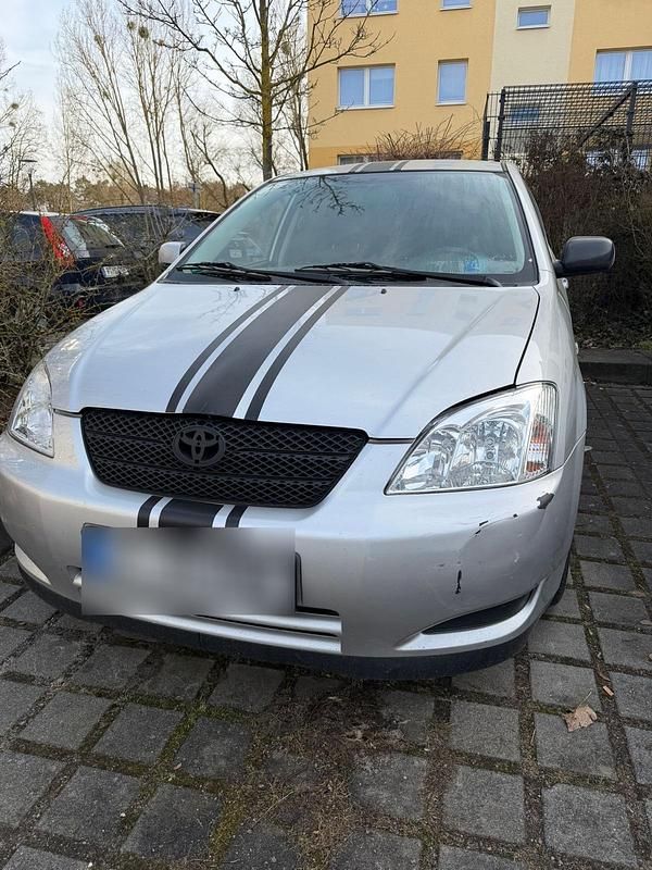 Gebraucht Toyota Corolla 110 PS (80 kW) 2003 Silber Kombi