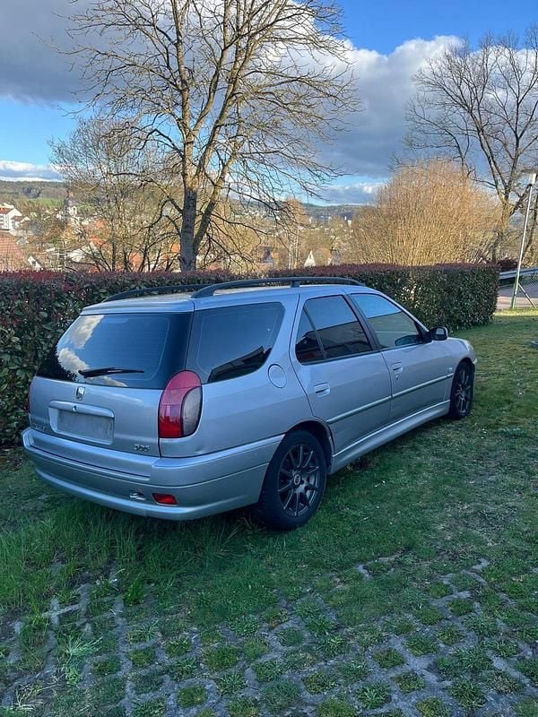 Gebraucht Peugeot 306 98 PS (72 kW) 2001 Silber Kombi
