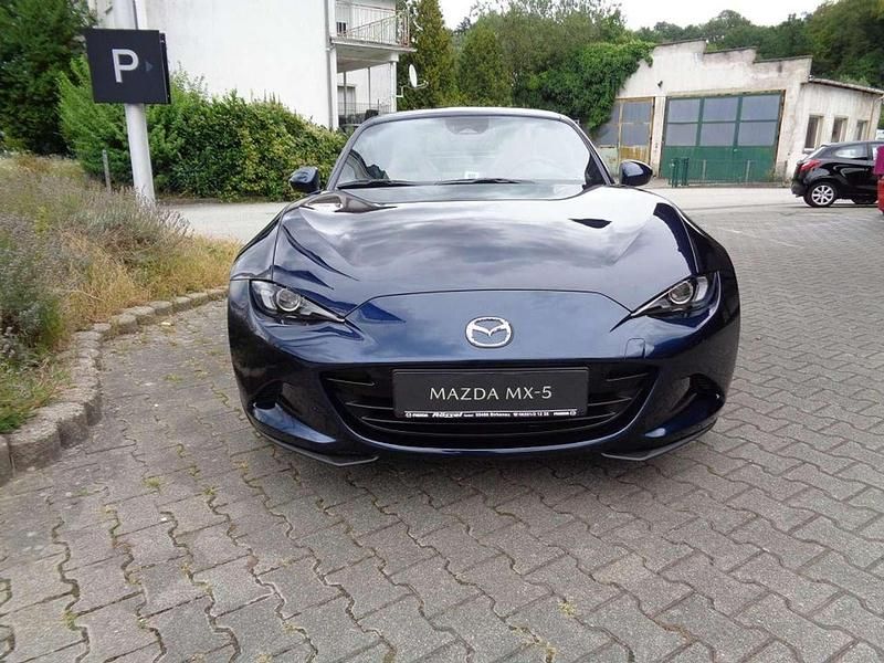 Neu Mazda MX5 Kazari 132 PS (97 kW) 2025 Deep crystal blue Cabrio