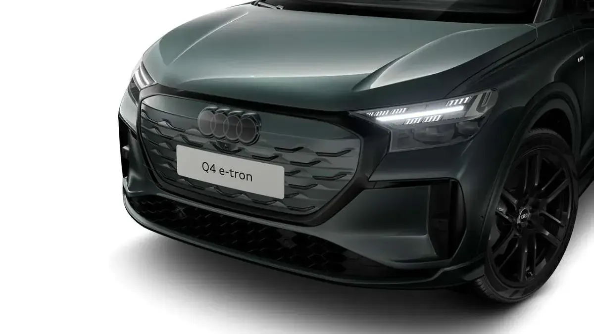 Neu Audi Q4 Sportback e-tron S-Line 250 kW (340 PS) 2026 Salbeigrün metallic SUV