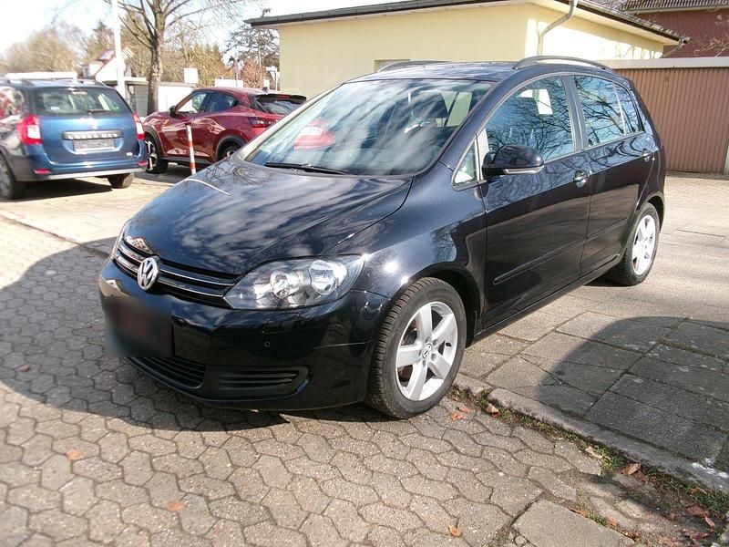 Gebraucht VW Golf VI Comfortline 105 PS (77 kW) 2010 Schwarz Kleinwagen