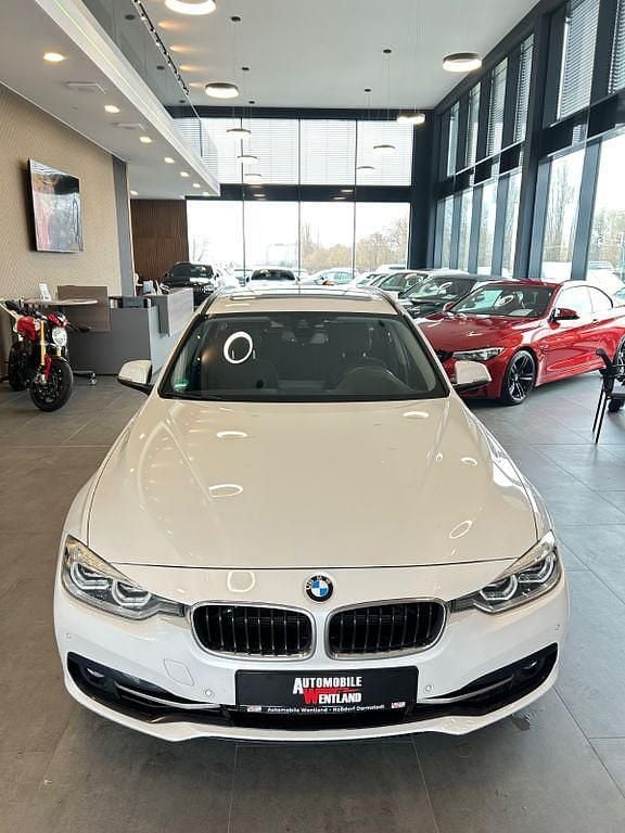 Gebraucht BMW 340 Sport Line 326 PS (239 kW) 2018 Weiß Kombi