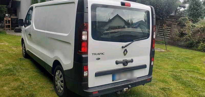 Gebraucht Renault Trafic 150 PS (110 kW) 2021 Weiß Van / Kleinbus