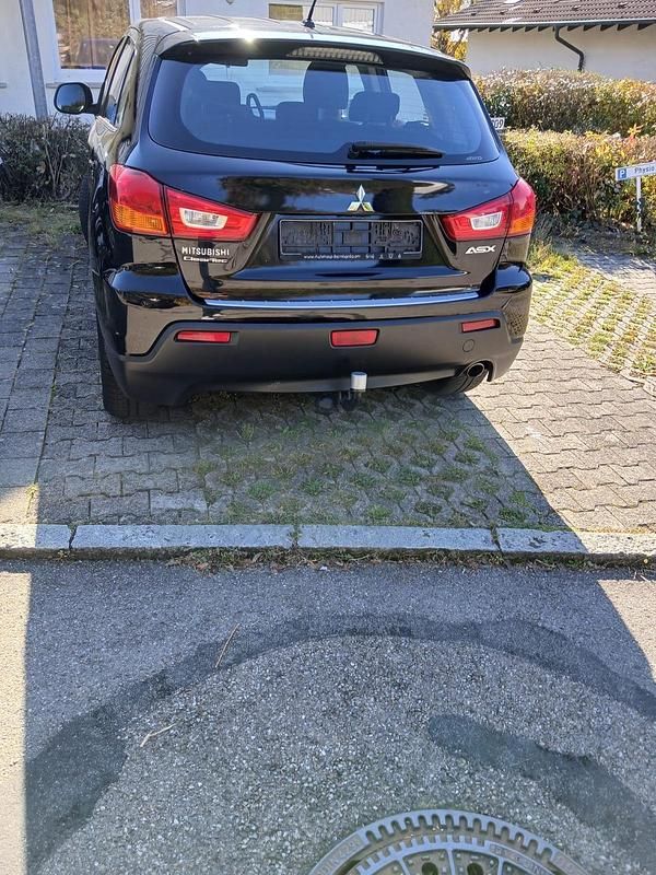 Gebraucht Mitsubishi ASX 150 PS (110 kW) 2012 Schwarz SUV