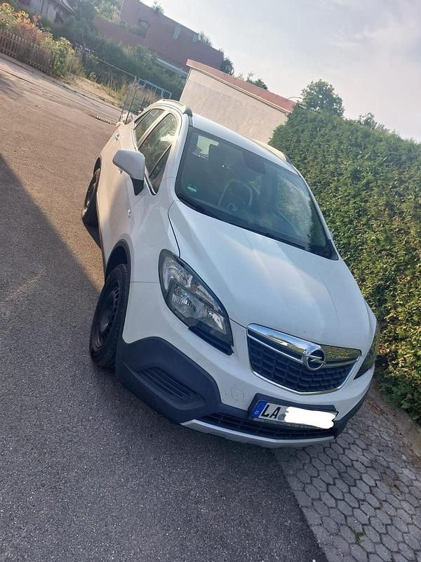 Weiß Gebraucht 2015 Opel Mokka SUV | 7.800 € (Fairer Preis) - Bild 1/4