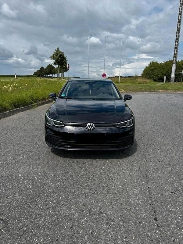 Schwarz Gebraucht 2021 VW Golf VIII Limousine | 14.500 € (Superpreis) - Bild 1/4