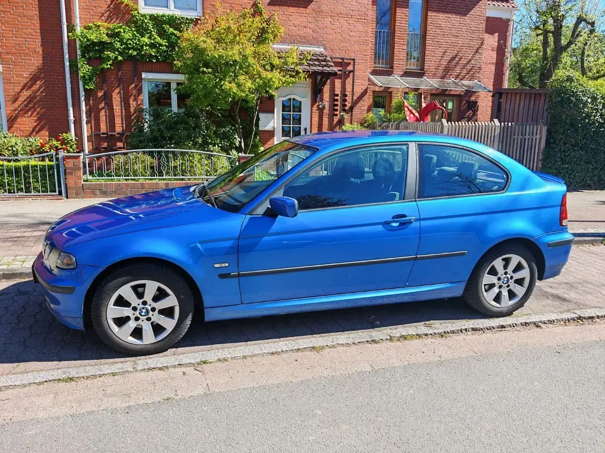 Gebraucht BMW 316 116 PS (85 kW) 2004 Blau Coupé