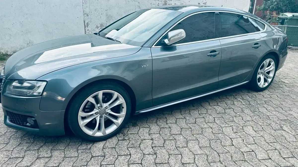 Gebraucht Audi S5 Sportback 333 PS (244 kW) 2011 Grau Kleinwagen